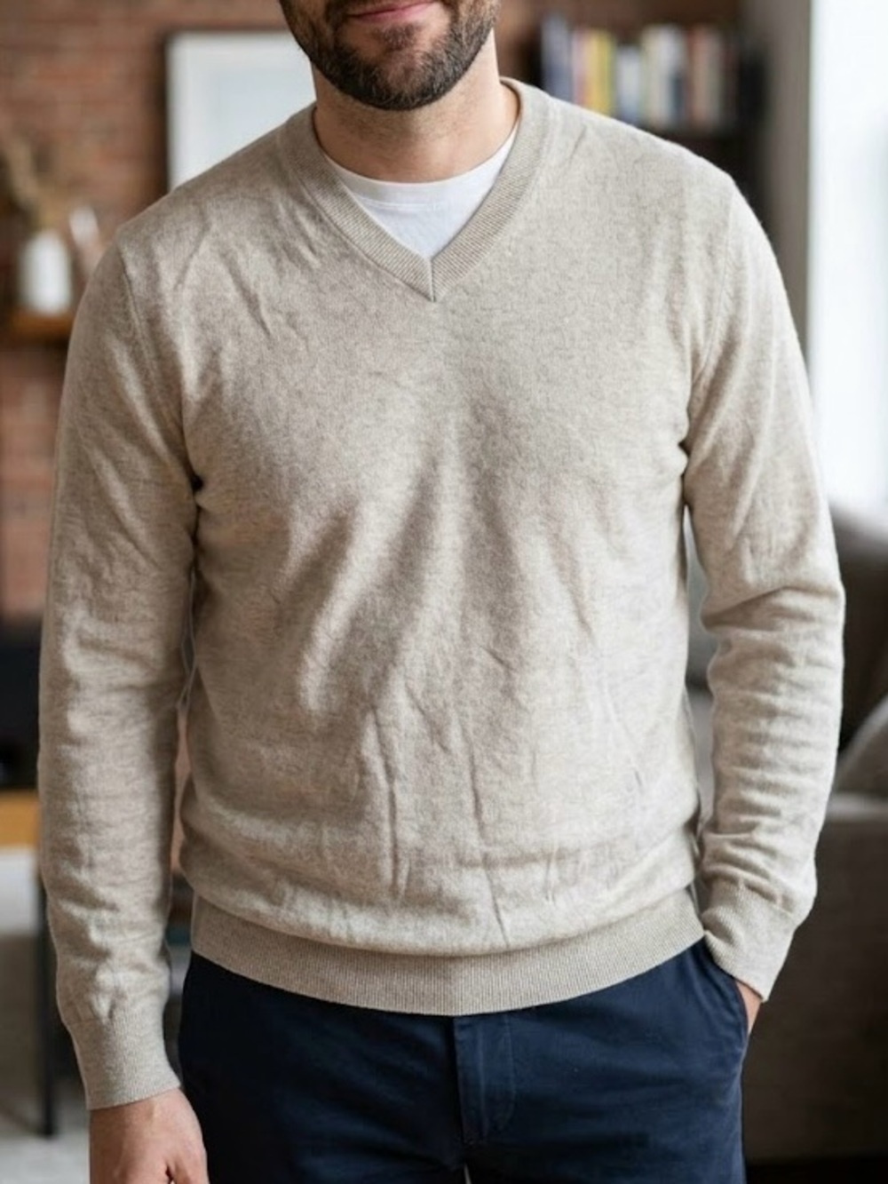 Banana Republic Silk Cashmere V-Neck Sweater Beige Luxury Minimalist Lightweight
